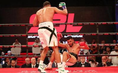 Amir Khan defeats Billy Dib