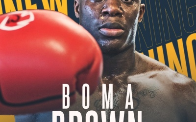 Frank Warren has bolstered the heavyweight contingent at Queensberry with the signing of professional newcomer Boma Brown boxrec