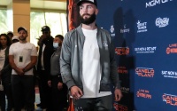 Caleb Plant vs Armando Reséndiz and Jermall Charlo vs Thomas LaManna fight previews boxrec oddschecker