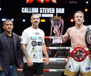 Callum Dan coach wins second professional boxing title Poramin Saengpak old 17 years of age boxrec portsmouth how to watch trainer marlee The World Siam stadium in Bangkok Thailand. OPBF