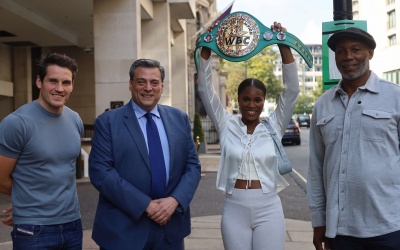 Caroline Dubois presented with WBC Interim World Lightweight Title by Mauricio Sulaiman and Lennox Lewis boxrec ben shalom boxxer london