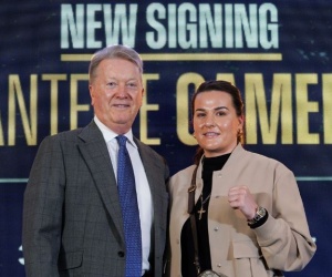 Chantelle Cameron signs with Queensberry Promotions jouns dev sahni female northampton wiki boxrec frank warren debut katie taylor fight tnt sport world rankings