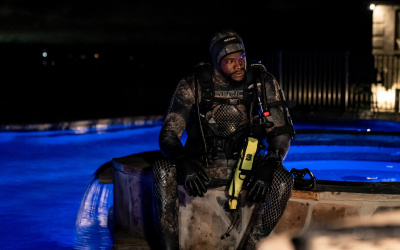 Deontay Wilder scuber diver