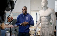 Statue of former WBC heavyweight champion Deontay Wilder unveiled in Tuscaloosa where is he from daughter injuries boxed to spina fida bone disabled family who is his wife boxer wiki next fight history record alabama
