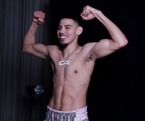 Super middleweight star Diego Pacheco targets top three WBA world ranked rivals boxrec fight time date tv channel 