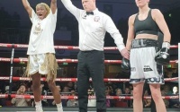 Elizabeth Oshoba and Oluwatosin Kejawa march on unbeaten boxrec fight time wiki commonwealth games silver medal boxing amateur record professional fights highlights youtube