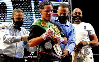 Dominican Republic phenomenon Erick “Mini Pacman” Rosa wins two titles in pro debut wbc latino wba fedelatin straweight minimumweight full fight report results highlights