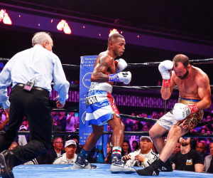 Erislandy Lara vs Ramon Alvarez KO result report win