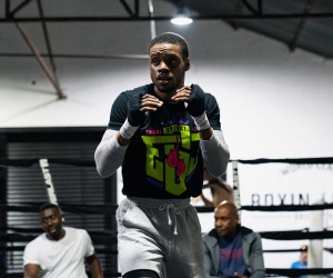  Errol Spence Jr describes Yordenis Ugas as a 'tough champion' and plans to send the welterweight division a message with his performance oddschecker fight time date tv channel