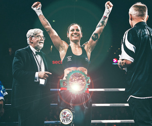 Eva Wahlstrom vs Yareli Larios