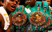 Floyd Mayweather is toying with adding to his incredible 50-0 record with one last professional fight