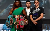 Heated exchanges during Franchón Crews-Dezurn vs Savannah Marshall pre-fight press conference