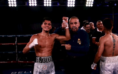 George "El Yuyu" Acosta scores knockdown to win hard fought fight against Isaac Avelar fight time highlights date tv channel undercard schedule preview next fight who won results reports brewart jr