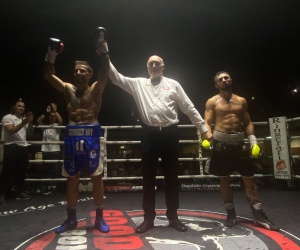 Rising welterweight prospect George Hennon stole the show at the York Hall in first stoppage win boxrec watch highlights ko amateur career record o'mahoney aylesford gym