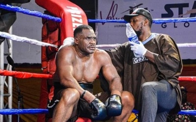 52-year-old unbeaten heavyweight Ike Ibeabuchi back in action on Christmas Eve Nigeria boxrec wiki prison what did he do why go to las vegas escort crash sentence release lagos how to watch