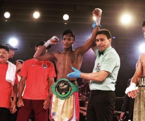 Jadier Herrera defeats Pablo Robles to become the new WBC International super-featherweight champion dubai boxrec watch fight highlights boxrec record interview amateur pro career interview facts cuban