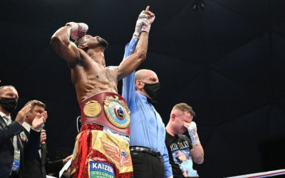 Jamel Herring retained his WBO super-featherweight title after stopping Carl Frampton in the sixth round watch youtube highlights trainer jamie moore dubai ko