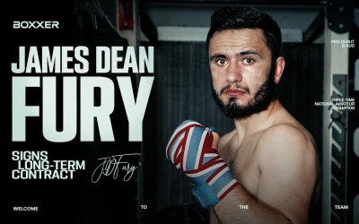 BOXXER signs national amateur champion peter trained jimmy grandson grandfather how related James Dean Fury boxrec tyson peter john tommy brother cousin august 8
