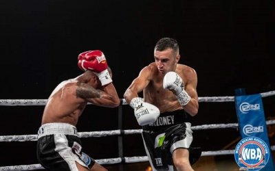 Jason Moloney vs Dixon Flores Solis Rigondeaux