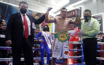 José Charles wins WBC Latino super-welterweight title
