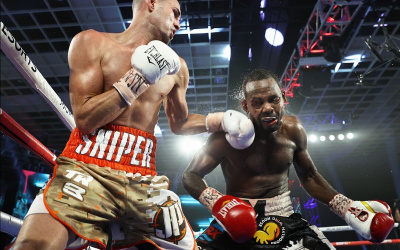 Jose Pedraza dominates Mikkel LesPierre