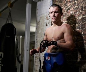 Josh Warrington is expected to KO Mauricio Lara betting odds parimatch who wins preview predictions oddschecker tko ko points matchroom sky sports what time start