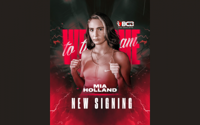 BCB Promotions signs four-time national champion Mia Holland boxrec wiki pro debut fight november 16 tickets results reports how to watch Bescot Stadium in Walsall
