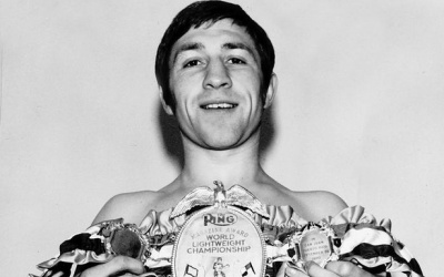 Scotland’s first undisputed World Champion Ken Buchanan has died aged 77 muhammad ali josh taylor list of scottish champions wiki john h stracey friends amateur professional career record watch fight highlights