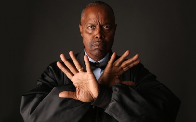 Iconic referee Kenny Bayless announces boxing fights his retirement boxer amateur professional career floyd mayweather retired wiki boxrec watch facial expressions