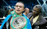 Former WBC Silver champ Kudratillo Abdukakhorov signs with Sampson Boxing