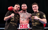 Belfast's Lewis Crocker knocked out Mexico's Jose Felix in the fifth round of their welterweight contest to extend his record to 19-0 as a professional