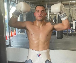 Welterweight Louie Lopez set sights on the top 10 when he headlines against Jesus Resendiz march 30 boxrec fight time date tv channel live stream links oddschecker betting odds bets briceno