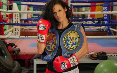 Mary Romero discusses being a mother and full-time employee with a pro boxing career ahead of European title defence wiki boxrec Maria Cecchi milan interview facts who is trainer husband Francisco Ponce