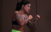 Melissa “Shark” Hernández is fighting for glory and equal rights against Chantelle Cameron boxrec brothers mum dad mother father who are they family