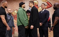 Rico Verhoeven warns Oleksandr Usyk that is a big unit during launch press conference