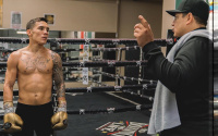 Oscar Valdéz next fight date and opponent maned
