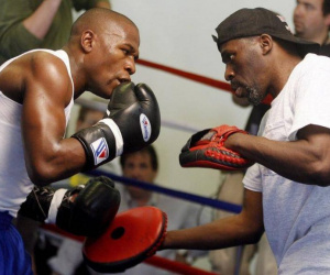 Floyd Jr. pays tribute to uncle Roger Mayweather