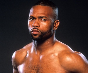 Roy Jones Jr shares opinion on rising heavyweight prospect: “Reminds me of a young Mike Tyson”