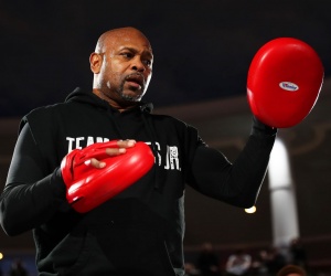 Roy Jones Jr more than happy to replace Mike Tyson in Jake Paul fight wiki july 20 postponed fell ill illness ulcer