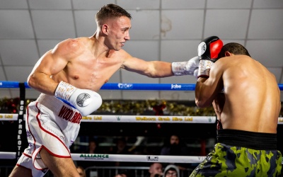 Ryan Woolridge ramps up his training in preparation for his first eight-rounder martin gethin trainer bloxwich boxrec fight bcb promotions