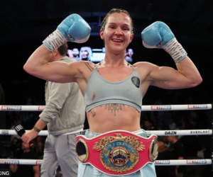 Terri Harper secures legacy after defeating Rhiannon Dixon to become a triple champion watch full fight highlights beatriz next fight boxrec wiki denaby female boxing