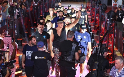 Oleksandr Usyk tells Tyson Fury he has "a better plan" than him for Saturday's historic heavyweight undisputed showdown boxrec fight time date tv channel uk usa america time difference lightest weight