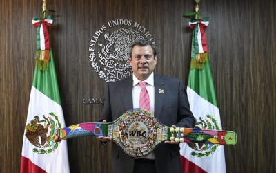 WBC unveil stunning new Puebla / Jalisco belt to be presented to the winner of Saúl “Canelo” Álvarez vs John Ryder mauricio sulaiman cinco de mayo may 6 saturday night dazn sunday morning highlights commemorative titles