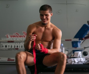 Puerto Rican prospect Xander Zayas faces Damian Sosa on September 27 sandy ryan undercar fight time date tv channel how to watch boxing boxrec