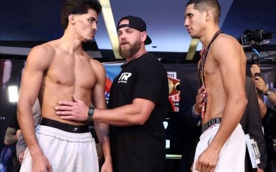 Xander Zayas vs Jorge Garcia weights, running order, rinwalk times, quotes, betting odds fight boxrec predictions wiki