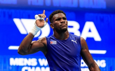 Undefeated Cuban prospect Yoenis Tellez faces dangerous Johan Gonzalez on October 19 in Florida boxrec wiki crawford spence undercard highlights